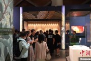 兼祧之妻百年典藏首渡重洋 124套英国工艺美术运动珍品亮相天津